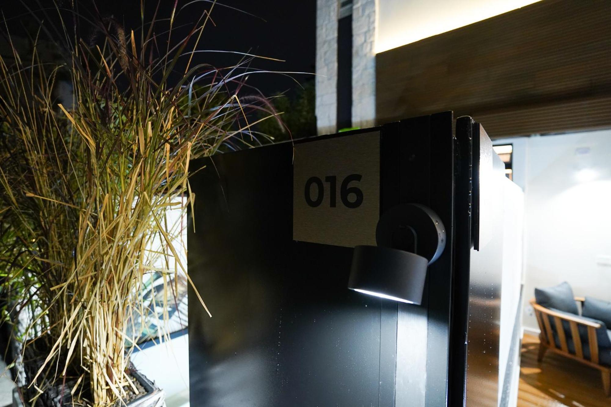 Barneys B&B 세르콜라 외부 사진